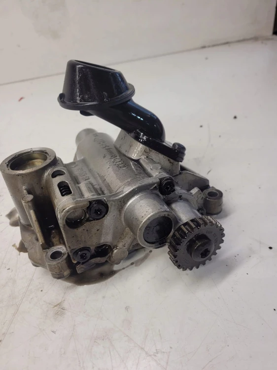 POMPA OLEJU AUDI VW SEAT 1.8 2.0 TFSI 06H115105AC