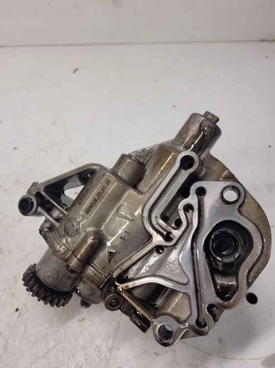 POMPA OLEJU AUDI VW SEAT 1.8 2.0 TFSI 06H115105AC