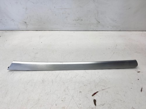 DEKOR DRZWI LEWY PRZÓD AUDI A5 8T 8T0867409 1/26 SZCZOKOWANE ALUMINIUM