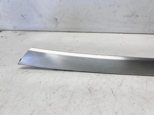 DEKOR DRZWI LEWY PRZÓD AUDI A5 8T 8T0867409 1/26 SZCZOKOWANE ALUMINIUM