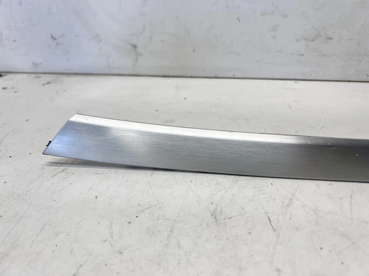 DEKOR DRZWI LEWY PRZÓD AUDI A5 8T 8T0867409 1/26 SZCZOKOWANE ALUMINIUM