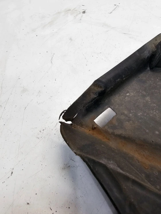 OSŁONA PŁYTA PODWOZIA LEWY TYŁ AUDI A5 8T 8T8825215