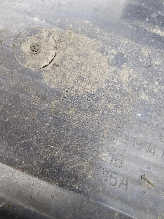 OSŁONA PŁYTA PODWOZIA LEWY TYŁ AUDI A5 8T 8T8825215