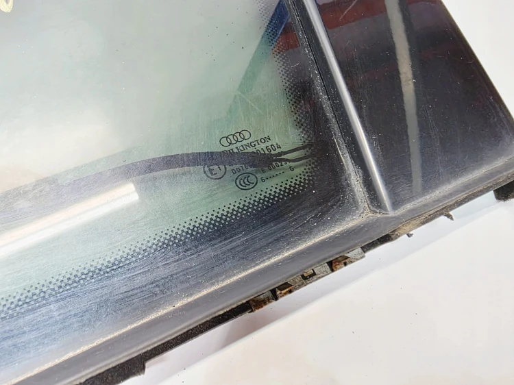 SZYBA KAROSERYJNA PRAWY TYŁ ORYG. PRZYCIEMNIANA AUDI Q7 4L 4L0845300B 2006R