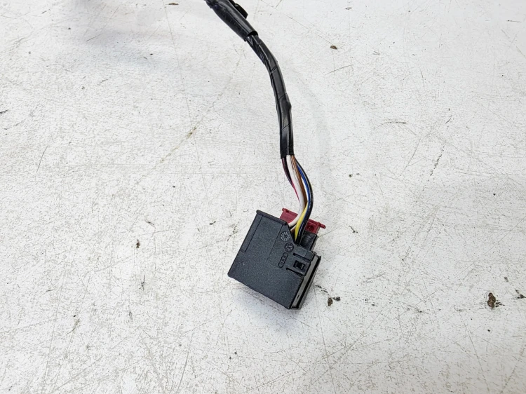 LUSTERKO ZEWNĘTRZNE LEWE AUDI A3 8V 8V3 8V4 LX7W 6 PIN UK 3/26