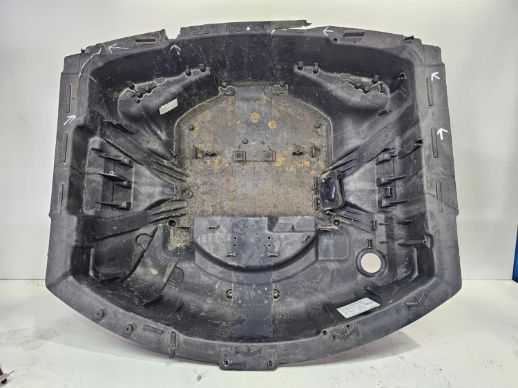 PODŁOGA WANNA WNĘKA KOŁA AUDI A8 D4 4H0803261D