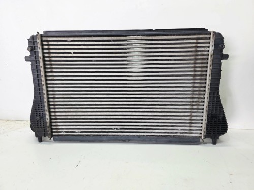 CHŁODNICA POWIETRZA INTERCOOLER AUDI VOLKSWAGEN SEAT SKODA 1K0145803S