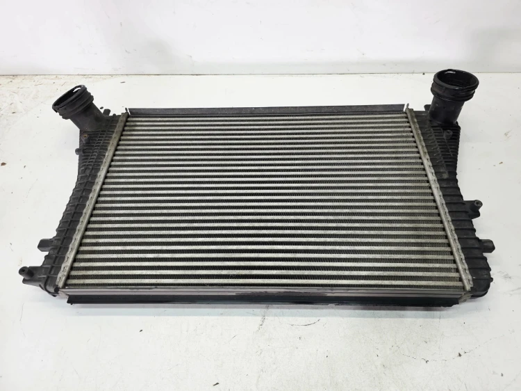 CHŁODNICA POWIETRZA INTERCOOLER AUDI VOLKSWAGEN SEAT SKODA 1K0145803S