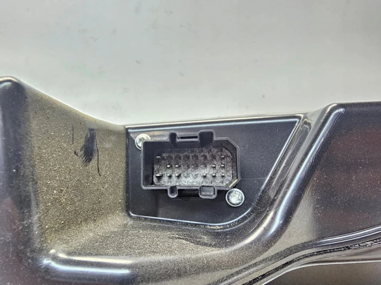 GŁOŚNIK SUBWOOFER TUBA AUDI A3 8P SPORTBACK 8P4035382E