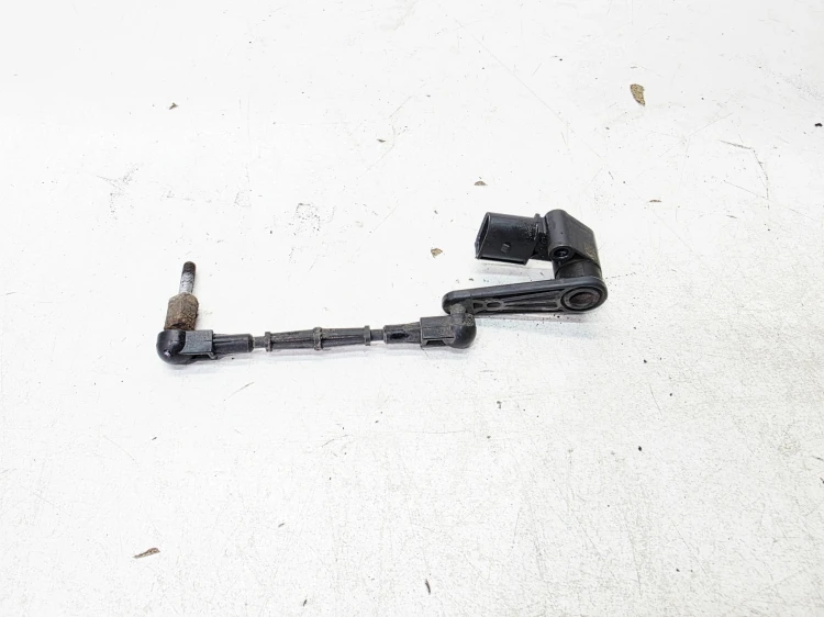 CZUJNIK POZIOMU POZIOMOWANIA AUDI A4 B9 A5 8W Q7 4M 4M0907503