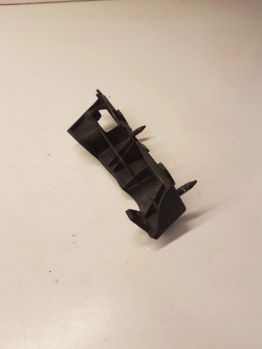 ŚLIZG ZDERZAKA PRAWY PRZÓD AUDI A4 B8 8K0807284