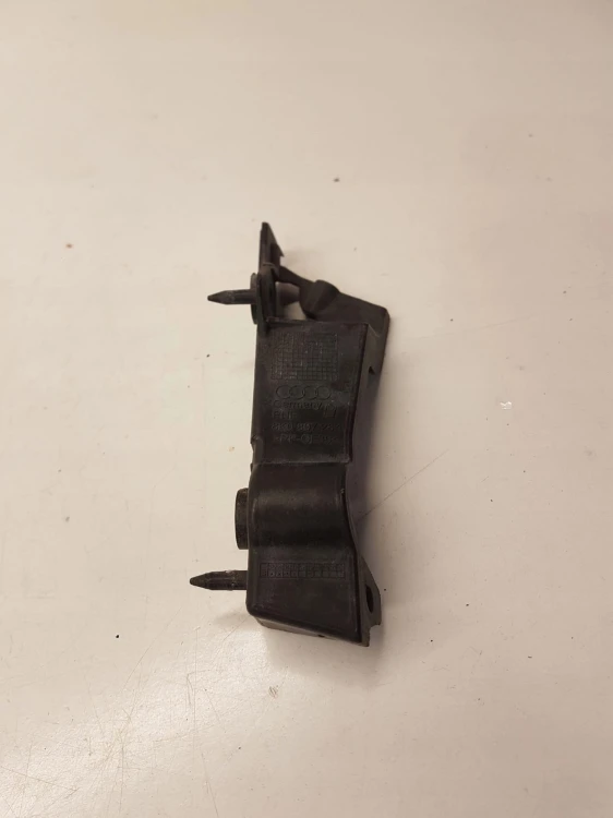 ŚLIZG ZDERZAKA PRAWY PRZÓD AUDI A4 B8 8K0807284