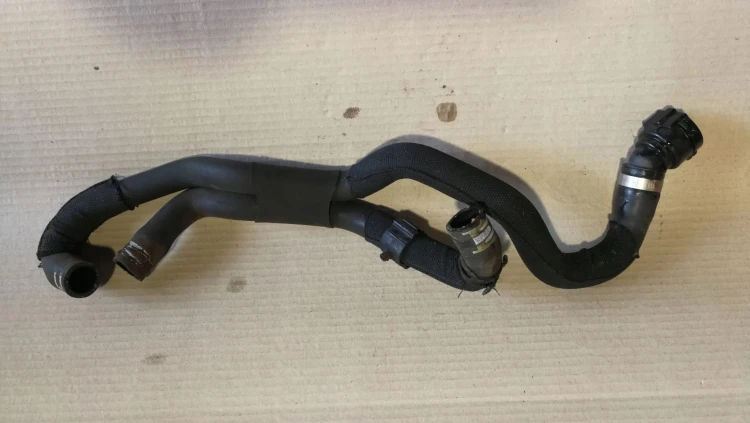 WĄŻ RURA WODY AUDI A4 B8 A5 8T Q5 8R 8K0819334