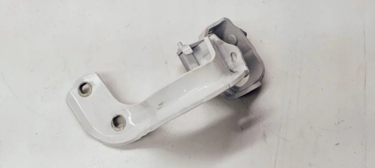 ZAWIAS KLAPY LEWY TYŁ AUDI A6 C7 4G9827299 LY9C