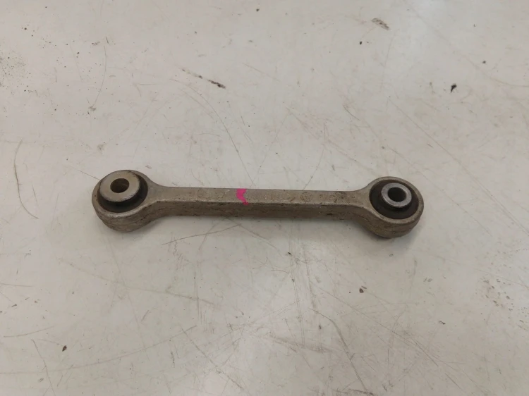 ŁĄCZNIK STABILIZATORA AUDI A4 B8 A5 8K0411317C