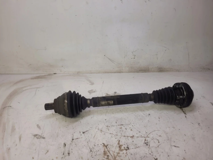 PÓŁOŚ PRAWY PRZÓD AUDI A3 8P LIFT 1K0407272CR