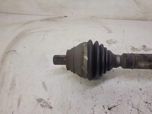 PÓŁOŚ PRAWY PRZÓD AUDI A3 8P LIFT 1K0407272CR