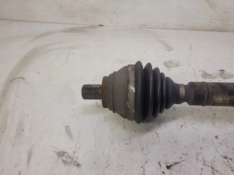 PÓŁOŚ PRAWY PRZÓD AUDI A3 8P LIFT 1K0407272CR