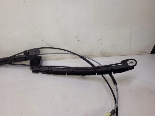 MECHANIZM KLAPY BAGAŻNIKA AUDI A4 B9 A5 8W9863560