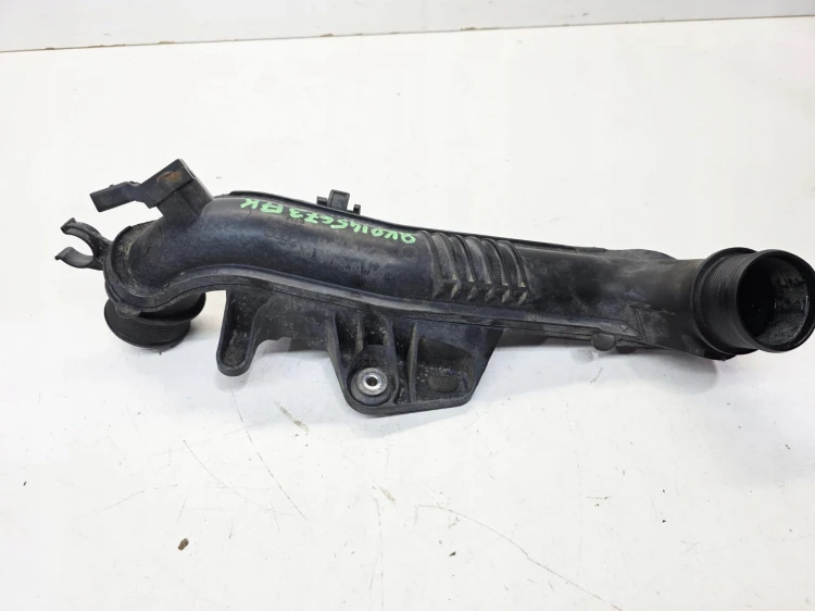 RURA PRZEWÓD INTERCOOLERA AUDI A4 B8 A5 8T 8K0145673AK