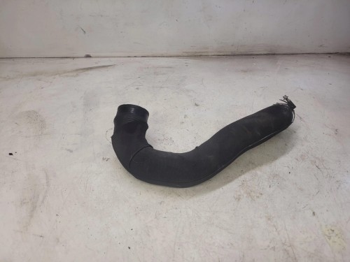 RURA WĄŻ INTERCOOLERA AUDI Q5 8R 8R0145738H