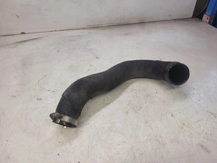 RURA WĄŻ INTERCOOLERA AUDI Q5 8R 8R0145738H