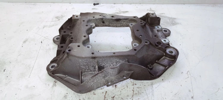 ŁAPA PODPORA SKRZYNI BIEGÓW AUDI A6 A7 4G0399263AC
