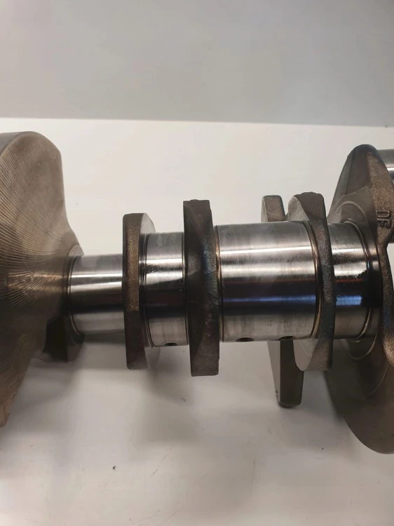 WAŁ KORBOWY AUDI S4 B6 B7 4,2 BBK V8 ORYGINAŁ