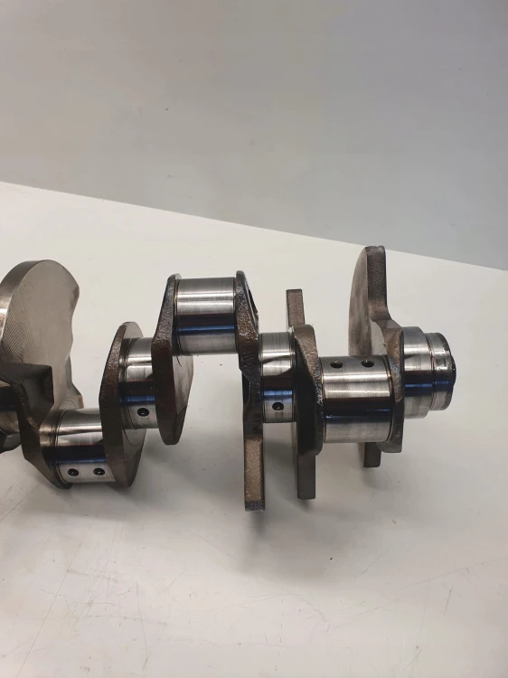 WAŁ KORBOWY AUDI S4 B6 B7 4,2 BBK V8 ORYGINAŁ