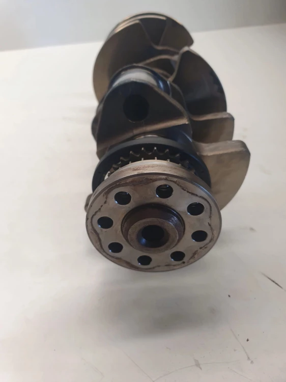 WAŁ KORBOWY AUDI S4 B6 B7 4,2 BBK V8 ORYGINAŁ