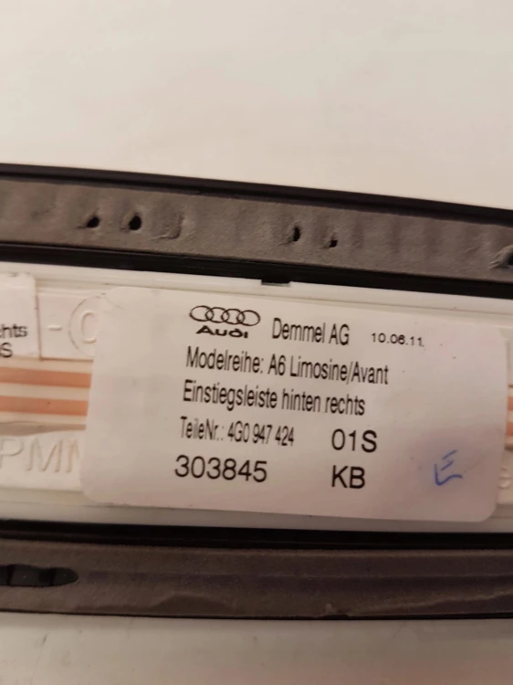 LISTWA PROGOWA PRAWY TYŁ AUDI A6 C7 4G0947424