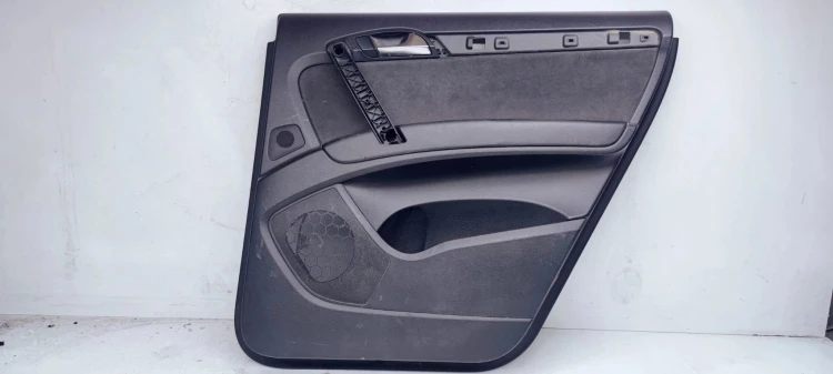 BOCZEK DRZWI P T AUDI Q7 4L 4L0867306 ALCATARA 40*