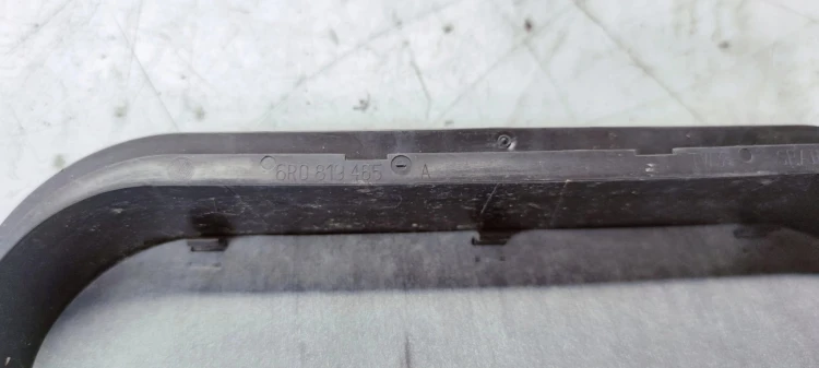 KRATKA POWIETRZA TYŁ AUDI A1 8X A4 B9 6R0819465A