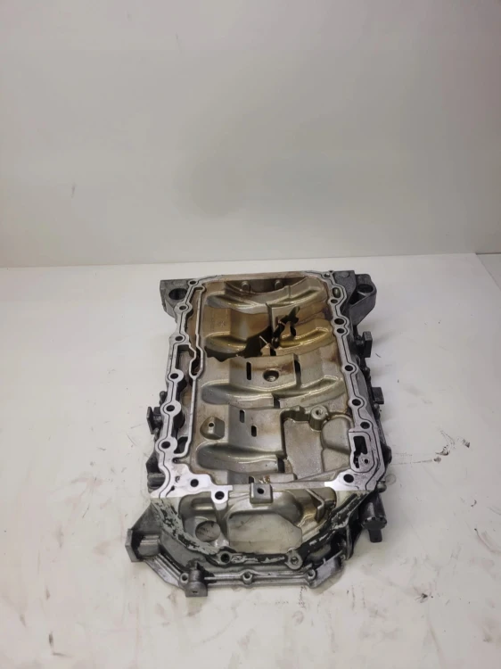 MISKA OLEJOWA PÓŁBLOK AUDI A4 2.0 TFSI 06H103603S