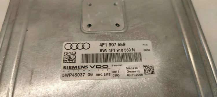 KOMPUTER STEROWNIK SILNIKA AUDI A6 C6 4F1910559N