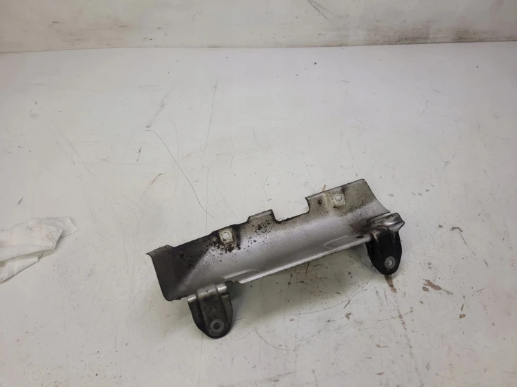 OSŁONA TERMICZNA LEWA AUDI S4 S5 A6 C6 06E253037K