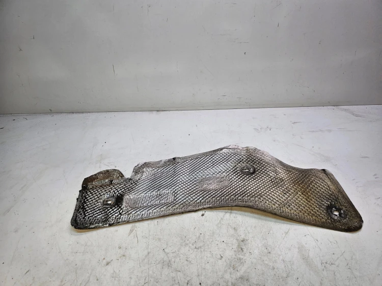 OSŁONA TERMICZNA PRAWA AUDI Q5 8R 8R0804162