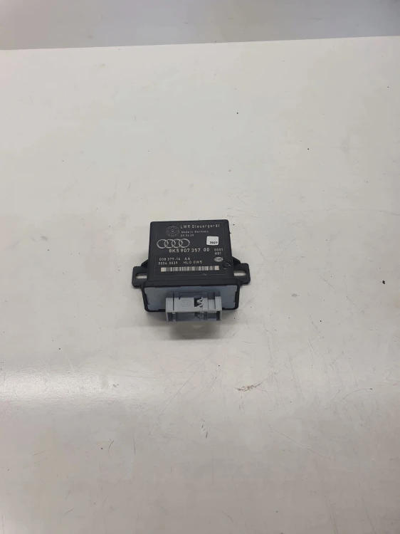 STEROWNIK MODUŁ ŚWIATEŁ AUDI A4 B8 A5 8K5907357