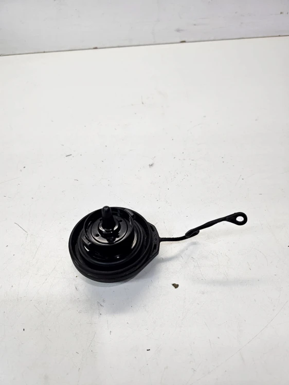 KOREK WLEWU PALIWA AUDI VW SEAT SKODA 5N0201553D