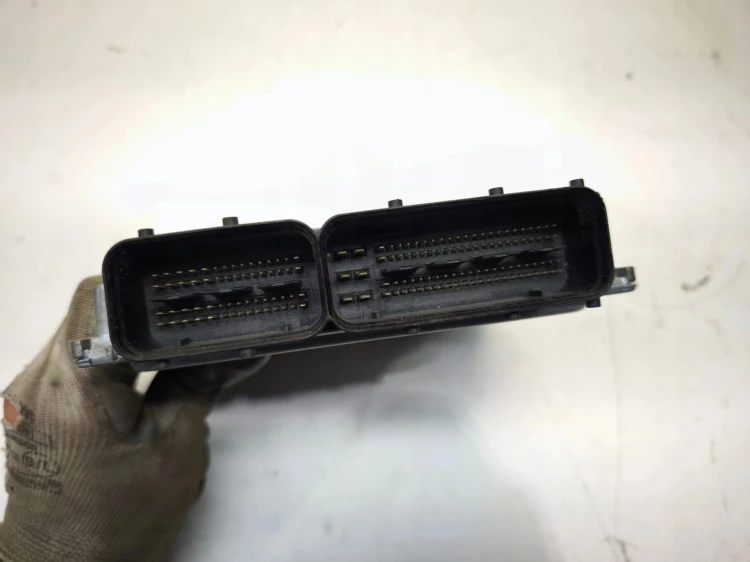 KOMPUTER STEROWNIK SILNIKA AUDI A4 B7 3.2 FSI 8E0907559 8E0910559B