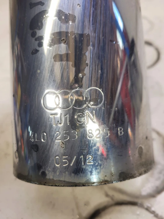 WYDECH KOŃCÓWKA TŁUMIKA AUDI Q7 4L 4L0253825B