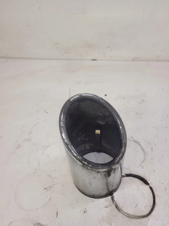 WYDECH KOŃCÓWKA TŁUMIKA AUDI Q7 4L 4L0253825B