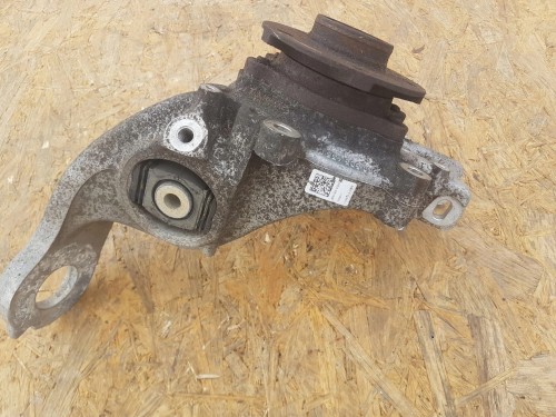 ZWROTNICA PIASTA PRAWY TYŁ AUDI Q5 SQ5 8R0505436C