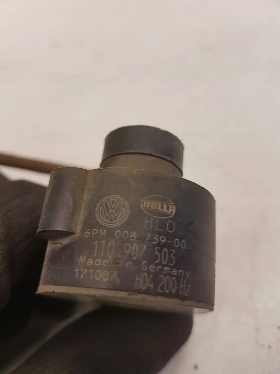 CZUJNIK POZIOMOWANIA ŚWIATEŁ AUDI A4 A5 1T0907503