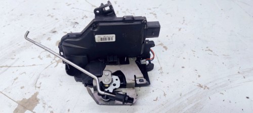 ZAMEK DRZWI PRAWY PRZÓD AUDI A4 A6 4B1837016C