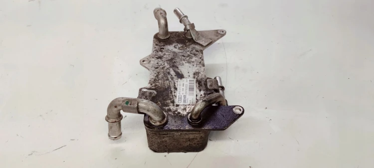 CHŁODNICA OLEJU AUDI A6 C7 A8 D4 4H0317021T