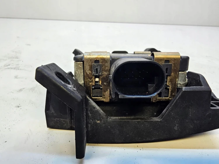 ASYSTENT ZMIANY PASA RUCHU AUDI A4 B9 A5 Q7 4M 4M0907590B