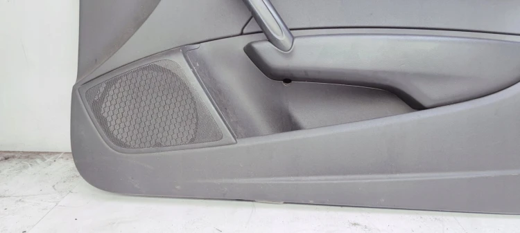 BOCZEK DRZWI PRAWY PRZÓD AUDI A1 3DRZWI 8X1867106A *3*