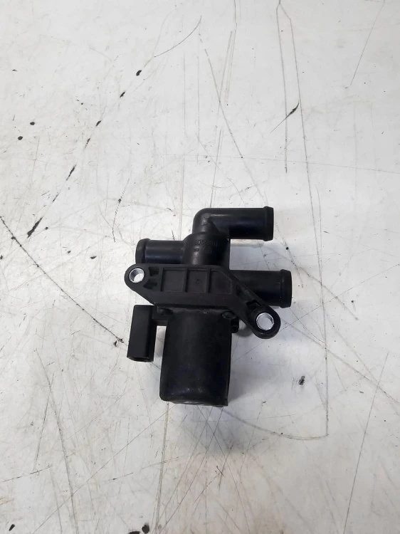 ZAWÓR ELEKTROMAGNETYCZNY WODY AUDI A4 A5 Q5 1T0820036D