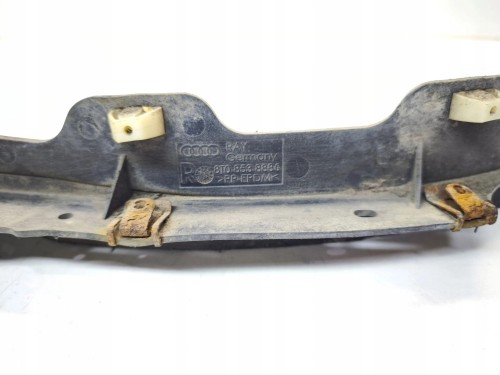 CHLAPACZ SPOJLER NADKOLA PRAWY PRZÓD AUDI A8 8T 8T0853888G
